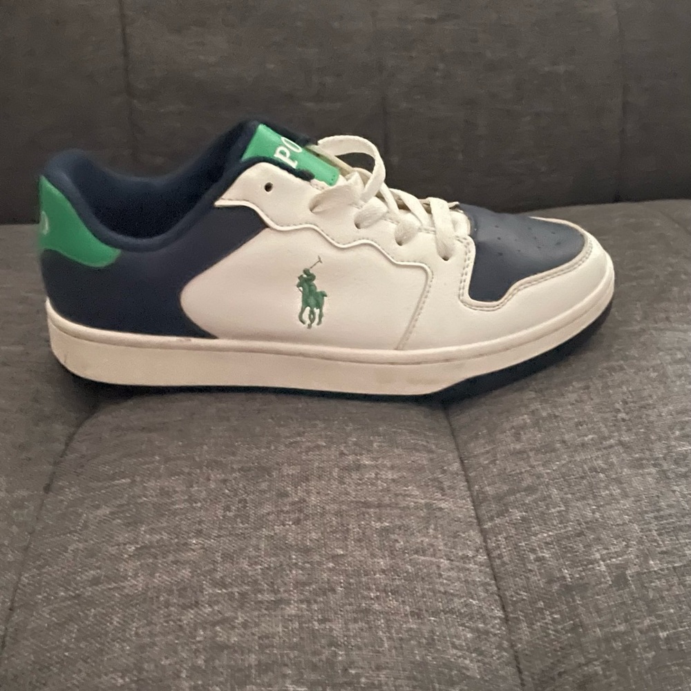 POLO COLOR-BLOCK SNEAKERS 💚💙